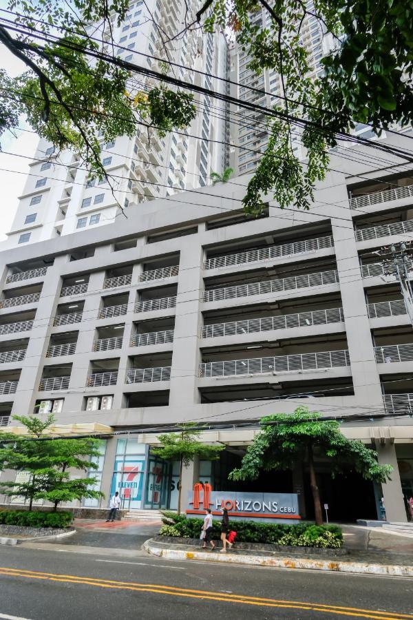 Ezeniel'S Place At Horizons 101 Condominium Cebu Екстер'єр фото